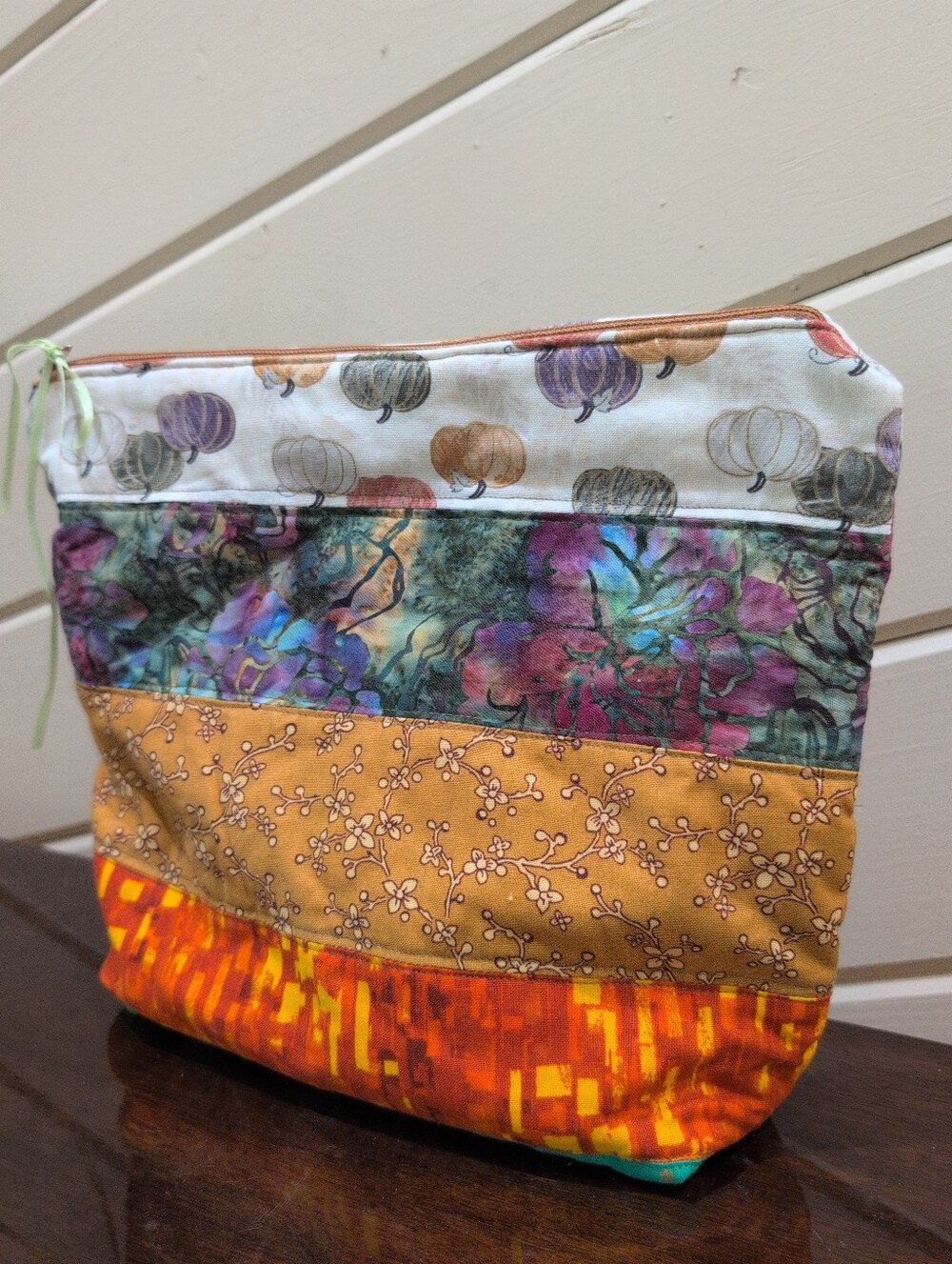 Patchwork Multicolor Women's Zipper Pouch Pumpkins Fall Autumn Floral Vine